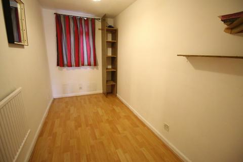 undefined, Eldridge Close, FELTHAM, Greater London, TW14