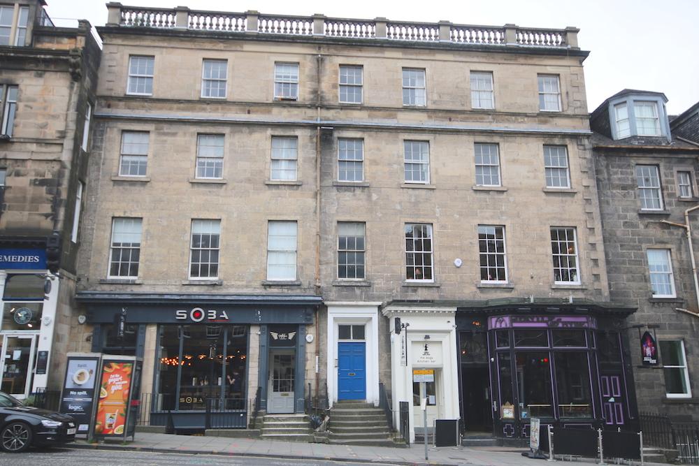 Hanover Street, Edinburgh, EH2 3 bed flat £2,200 pcm (£508 pw)