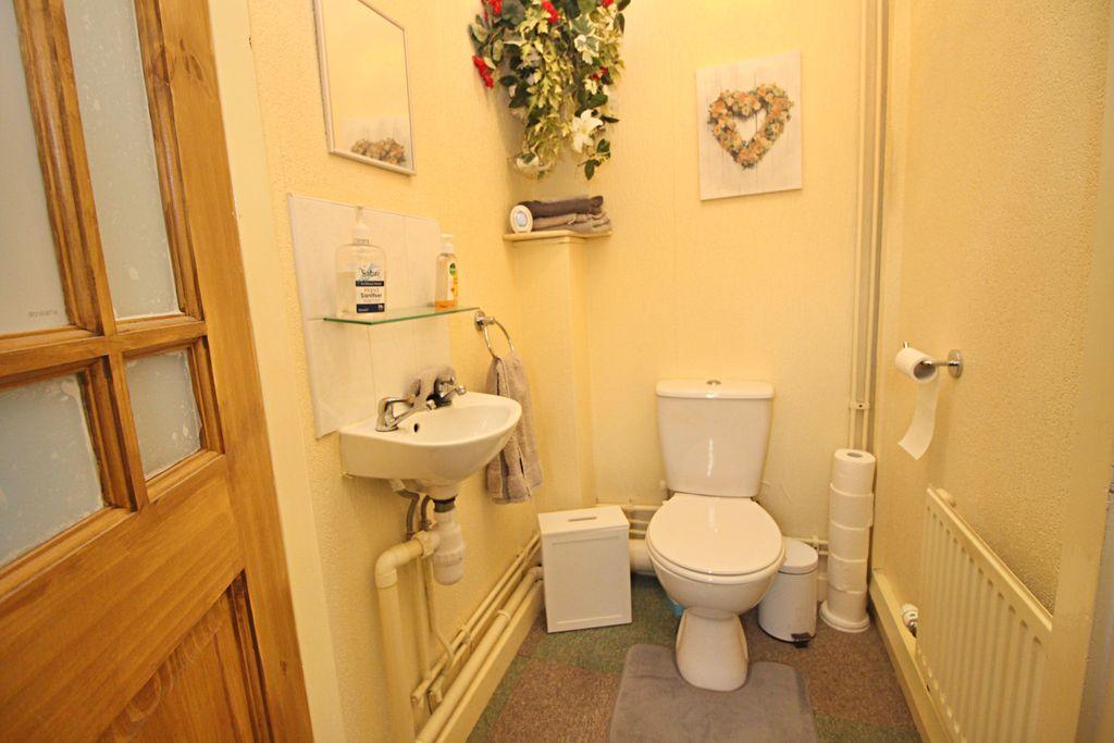 Ground Floor W.C.