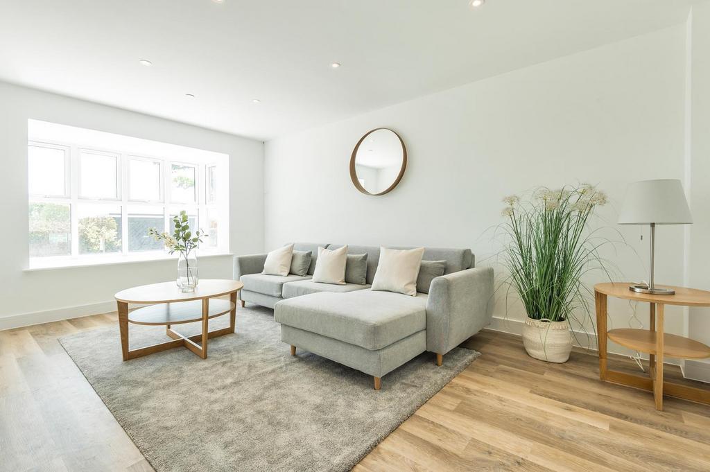 3- Sitting Room