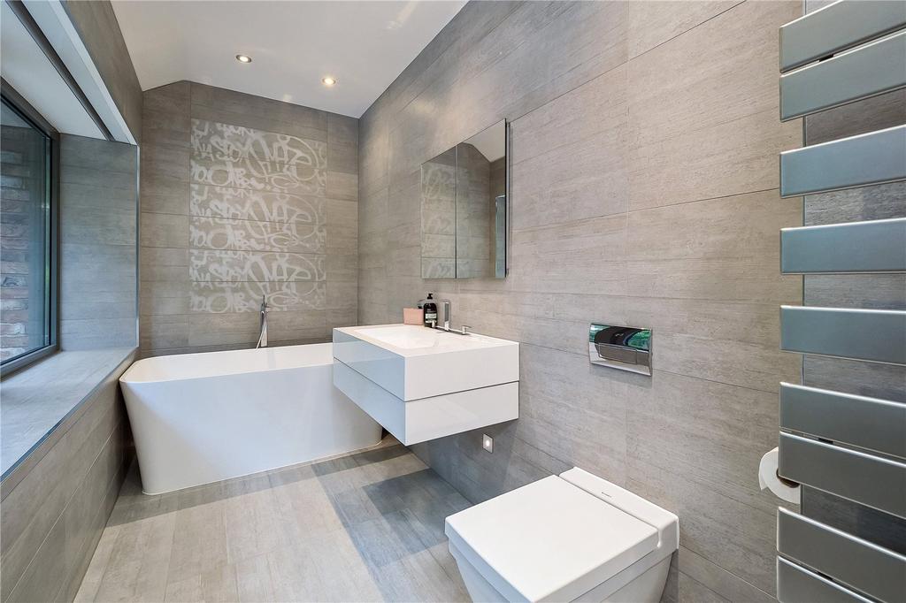 Ensuite