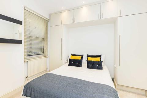 2 bedroom flat for sale - Cumberland Street, London, SW1V