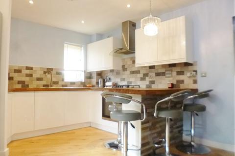 1 bedroom flat for sale - Hales Court, Ley Farm Close, WD25