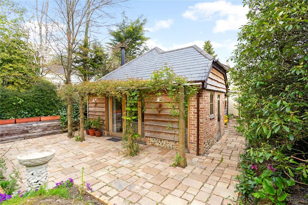 Modern Extension