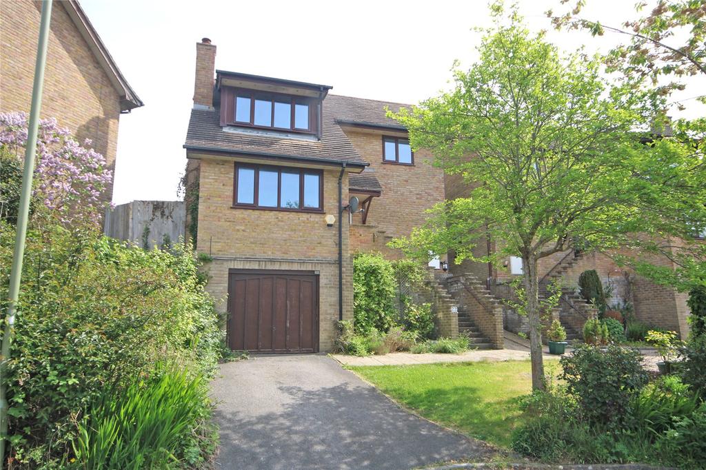 Bowland Rise, New Milton, Hampshire... 3 bed detached house £600,000