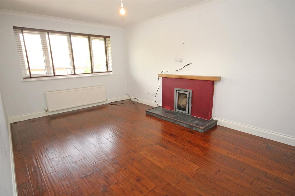Bowland Rise, New Milton, Hampshire... 3 bed detached house £600,000