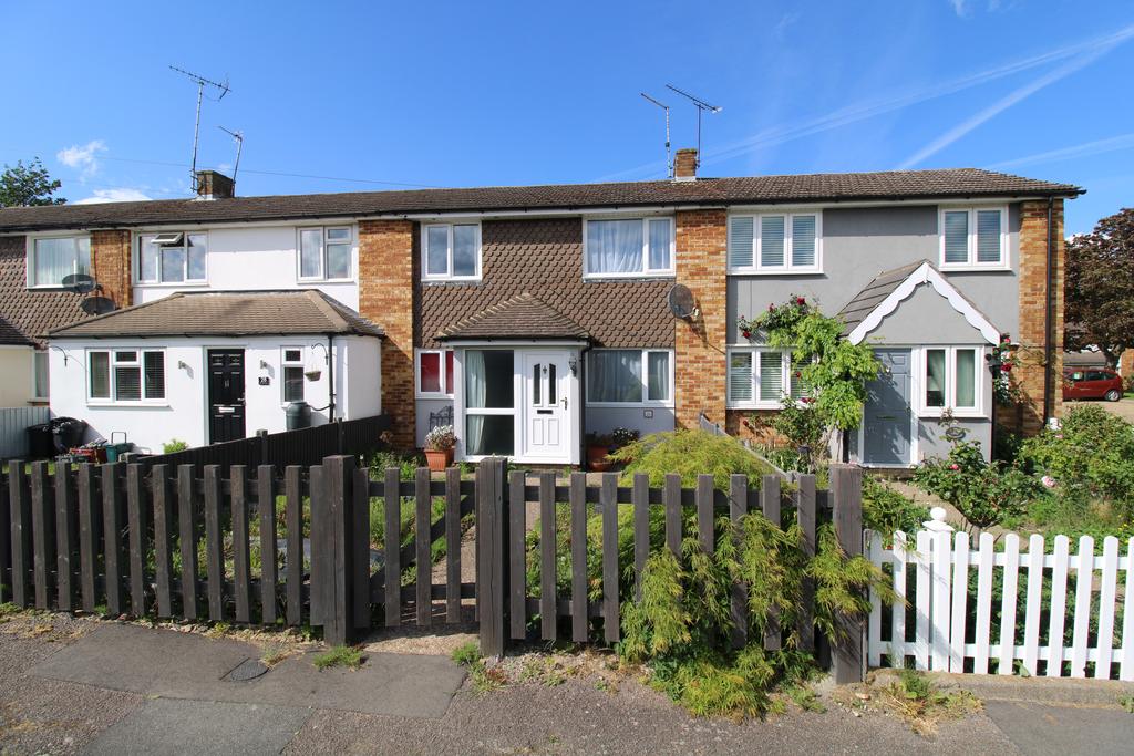 Crow Green Lane, Pilgrims Hatch CM15 3 bed terraced house £1,400 pcm