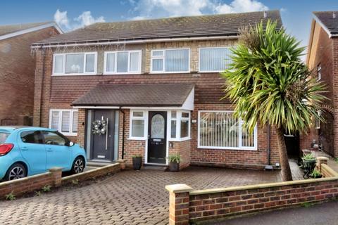 41 Somerset Road, Linford, Stanford-le-hope, SS17 0PZ