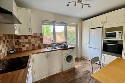 42 Chedworth Close, Northampton, NN3 5HW