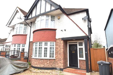 42 Sutton Lane, Hounslow, TW3 3BD