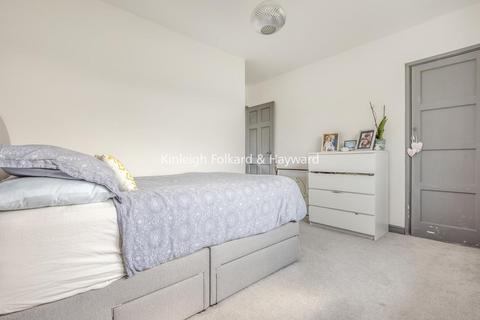 171 Slades Drive, Chislehurst, BR7 6JZ