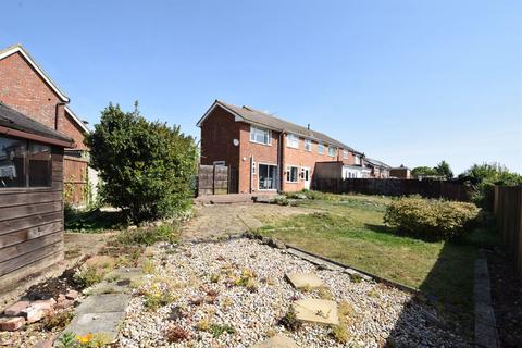 13 Rowan Close, Sturry, Canterbury, CT2 0JB