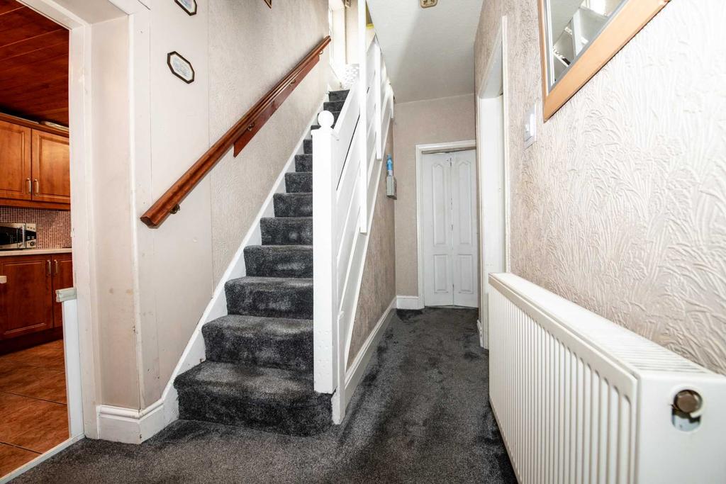 Spencer Avenue, Whitefield 3 bed semidetached house £230,000