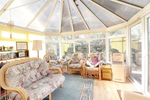 3 bedroom detached house for sale - Snowdrop Crescent, Launceston, Cornwall, PL15