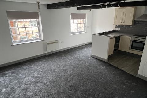 2 bedroom apartment to rent, Castlegate, Newark, Nottinghamshire.