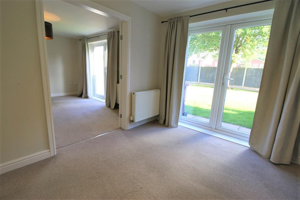 Oxley Moor Road, Oxley 3 bed detached house £315,000