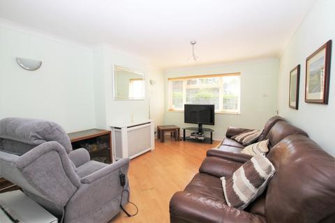 8, Copperfield Court Chapel Hill, Dartford, DA1 4DJ