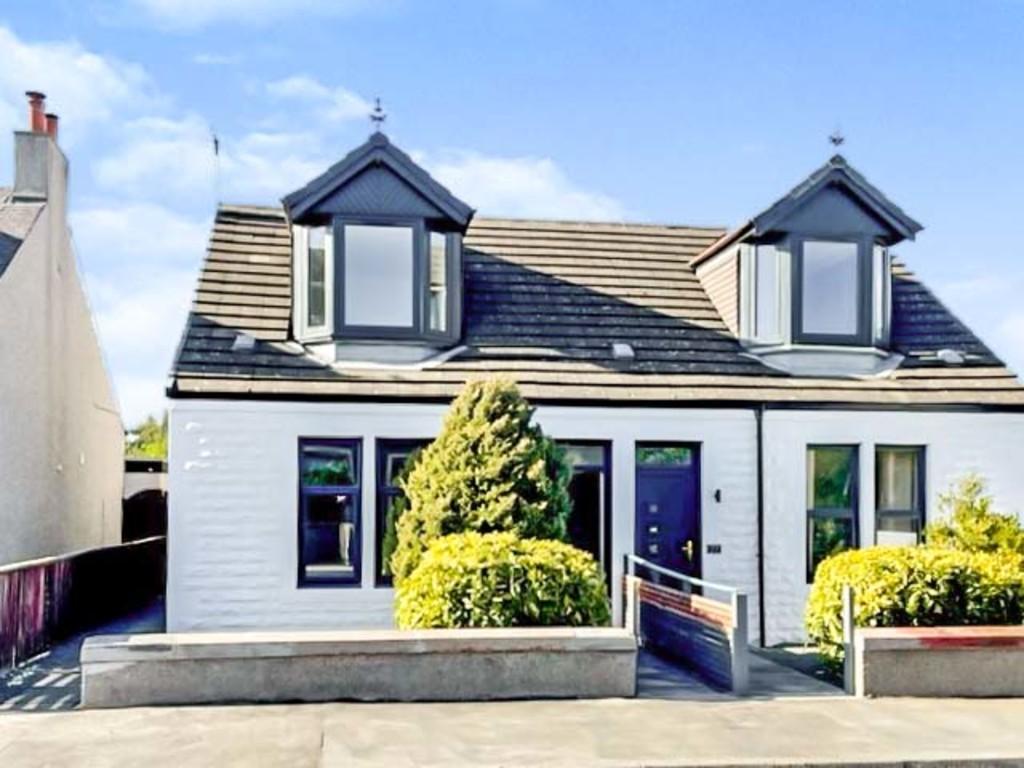 Cardenden Road, Cardenden 3 bed semidetached house £165,000