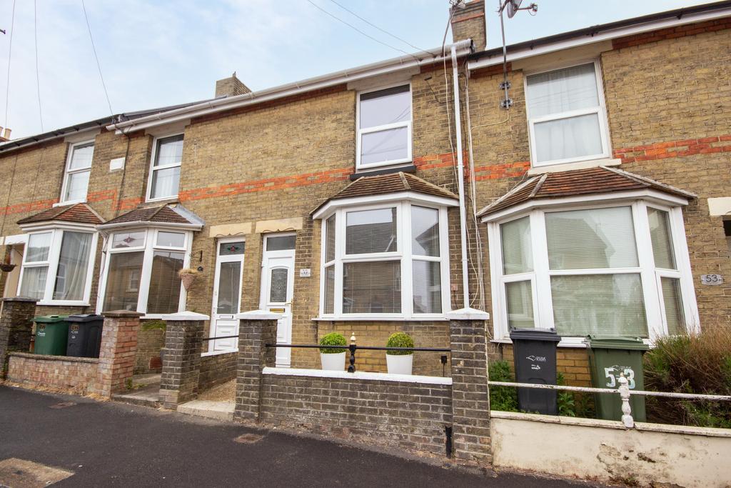 Kings Road, East Cowes 2 bed terraced house £190,000