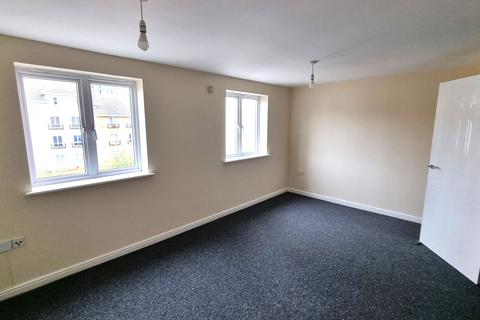 2 bedroom flat to rent, Chantry Close, London, SE2