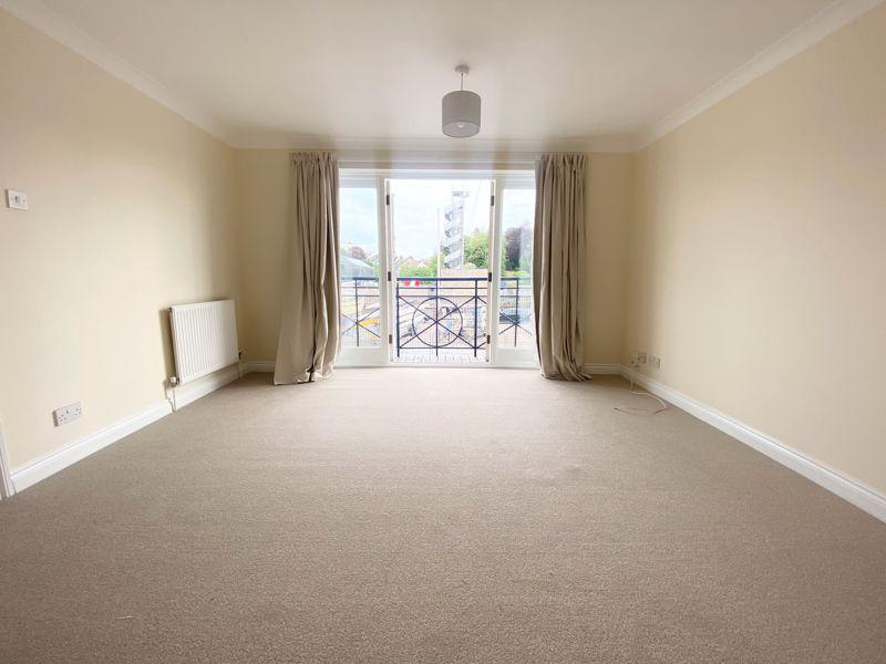 Haven Road, Exeter 2 bed apartment £925 pcm (£213 pw)