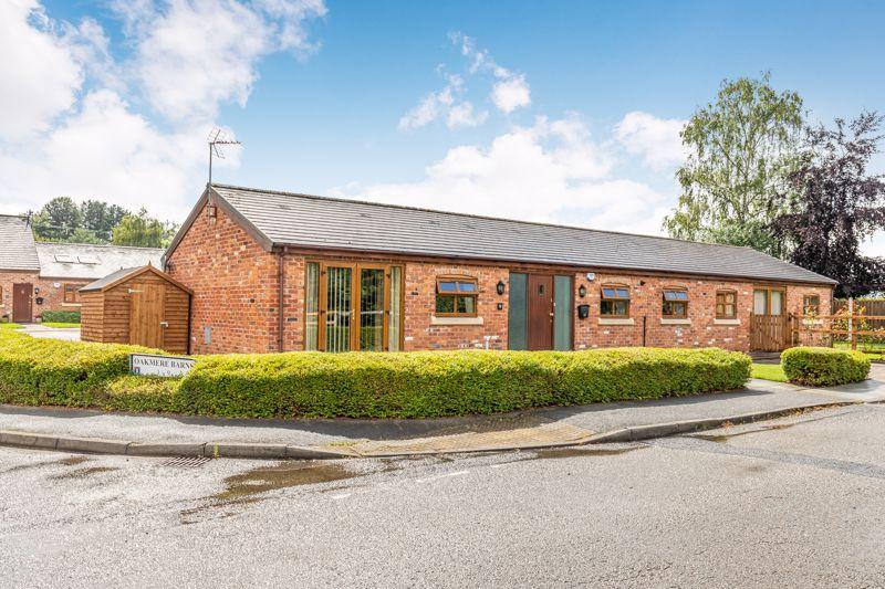 Oakmere 3 bed barn for sale £425,000