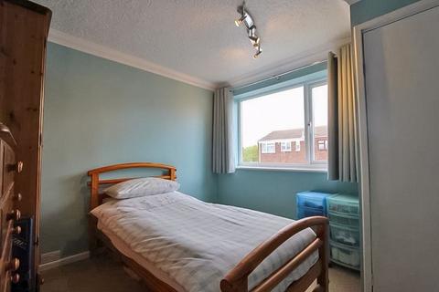 17 Binbrook Road, Willenhall, WV12 4TW