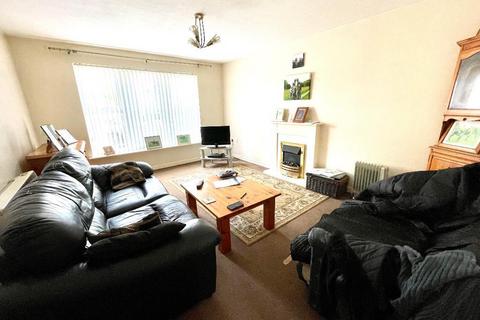 2 bedroom flat for sale, Carr Head Lane, Bolton On Dearne, Rotherham, South Yorkshire, S63 8DA
