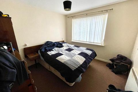 2 bedroom flat for sale, Carr Head Lane, Bolton On Dearne, Rotherham, South Yorkshire, S63 8DA