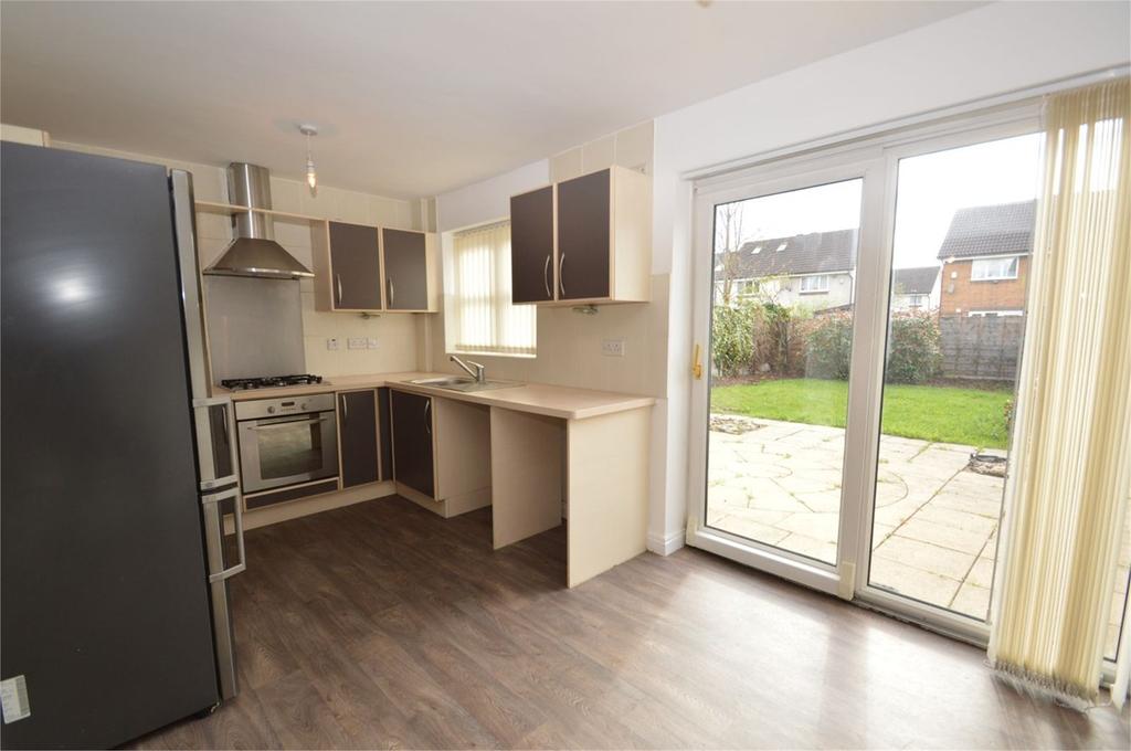 Warslow Drive, Sale, M33 3 bed semidetached house £1,250 pcm (£288 pw)
