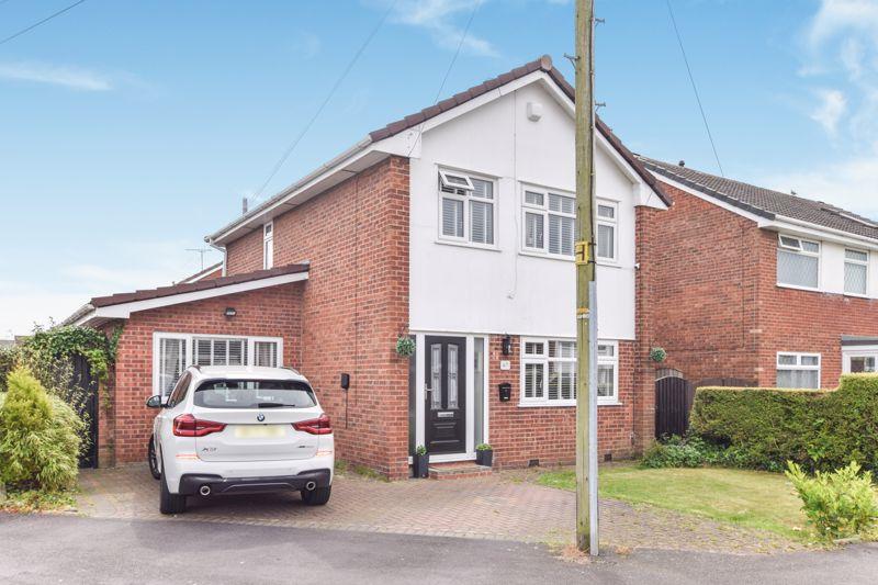 Hill View, Widnes 3 bed detached house £325,000