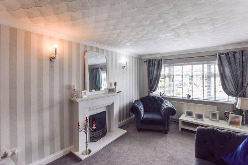 Hill View, Widnes 3 bed detached house £325,000