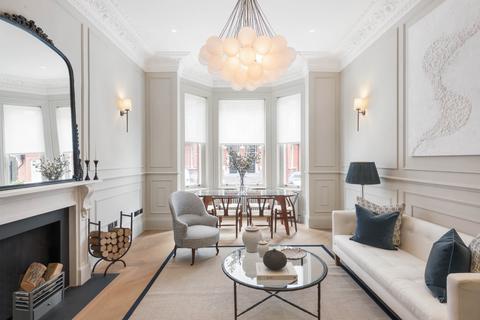 Flat 1, 17 Rosary Gardens, London, SW7 4NJ