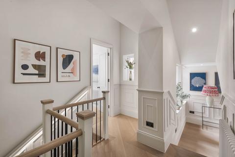 Flat 1, 17 Rosary Gardens, London, SW7 4NJ