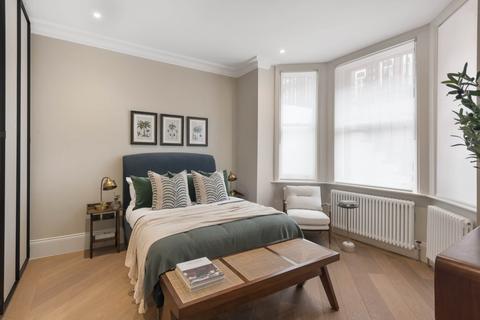 Flat 1, 17 Rosary Gardens, London, SW7 4NJ