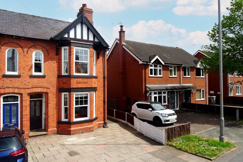 Millstone Lane, Nantwich 3 bed semidetached house £375,000