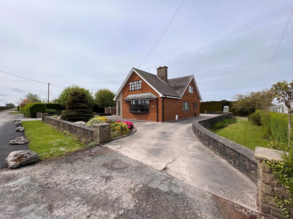 Parker Lane, Whitestake, Preston, PR4 4 bed detached house £545,000