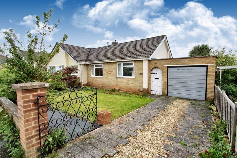 Welsford Avenue, Wells 2 bed semidetached bungalow £300,000