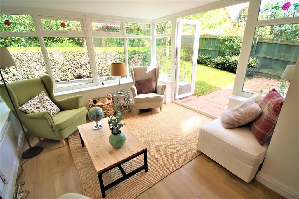 Crowborough Lane, Kents Hill, Milton Keynes, MK7 4 bed detached house