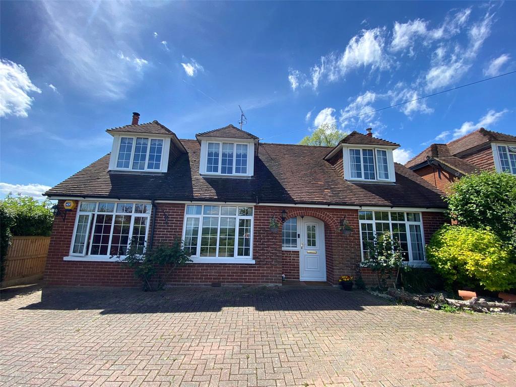 Bilsington, Ashford, Kent, TN25 4 bed detached house £1,950 pcm (£450 pw)