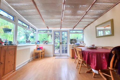 48 Shakespeare Avenue, Feltham, TW14 9HX