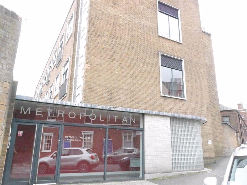 9 Parsons Street, Dudley 1 bed apartment £595 pcm (£137 pw)