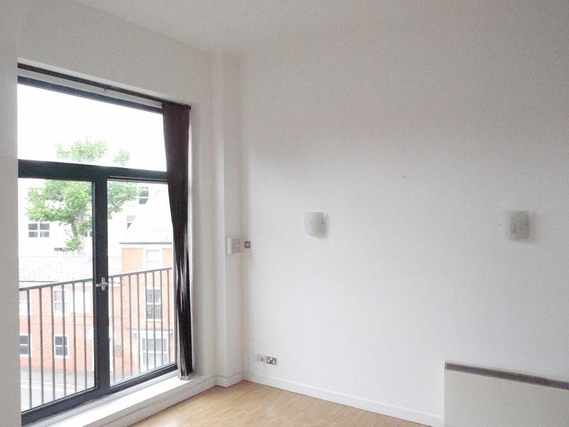 9 Parsons Street, Dudley 1 bed apartment £595 pcm (£137 pw)