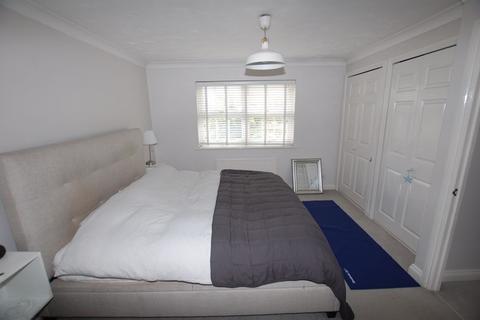 33 Alderton Road, Orsett, Grays, RM16 3DZ