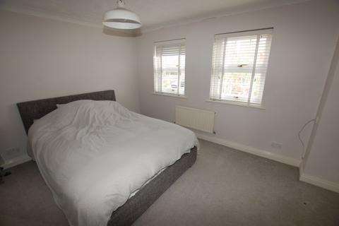 33 Alderton Road, Orsett, Grays, RM16 3DZ