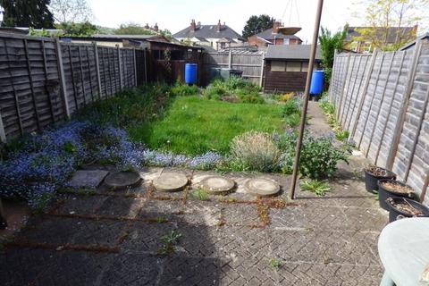 16 Chequers Road, Gloucester, GL4 6PN