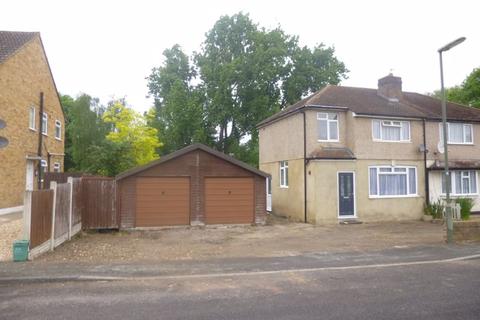 2 bedroom semi-detached house for sale - Woodhaw, Egham, Staines