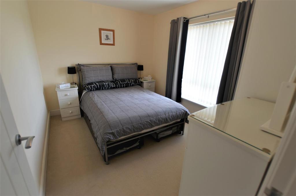 Bed 3.JPG