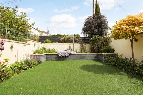 205 Bath Road, Stroud, GL5 3TA