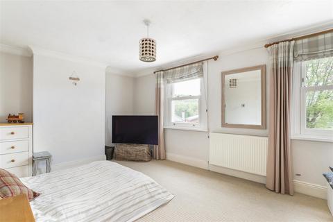 205 Bath Road, Stroud, GL5 3TA